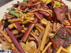 蕨菜牛干巴-阿婉贵州苗家酸汤鱼(梅林店)