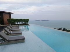 -瑰丽酒店·海吧·天际下午茶·现场DJ·天台酒吧