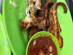 -明记烧鱼美味店