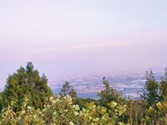 -鬼笑石后山停车场