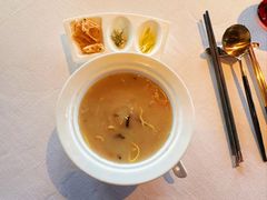 菊花生拆鲜鱼羹-三号黄浦会Canton Table