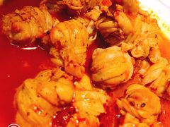 -爆炸头阿姨小四川正宗川味小吃(无任何分店)