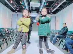 -彼得潘星学院·小模特·小主播