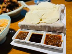 -95号酱骨·一块豆腐(展春园西路店)