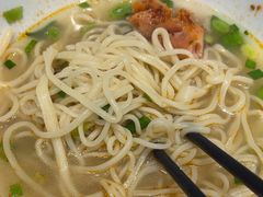 -西部马华清真兰州牛肉面·烧烤夜市(三里河店)