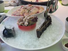 -洪氏嗨捞·广东猪肚鸡·椰子鸡火锅(西咸万象城店)