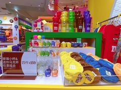 -m豆巧克力世界(上海世茂广场店)