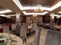 大堂-鸿一饭店(隐秀路店)