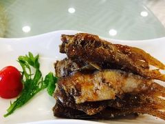 油炸蹄膀-江南村酒家