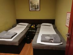 -万源汤泉韩式汗蒸