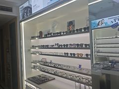 -视野联行眼镜·蔡司·尼康战略合作店(城西银泰店)