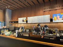 -星巴克臻选(青岛金狮广场店)
