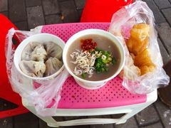 现炸油条-汪记鲜鱼糊汤粉(沈阳路总店)