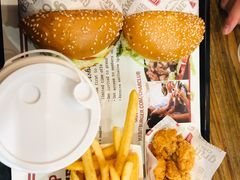 -The Habit Burger Grill 哈比特汉堡(世博店)