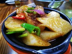 萝卜牛腩煲-牛恒濑粉