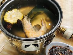 -海鲨湾海鲜会馆(百家湖1912店)