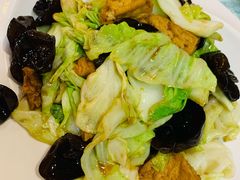 白菜木耳爆豆腐-六和聚传统烤鸭.天津菜(和平店)
