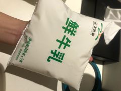 -正飞鲜奶(公园北街店)