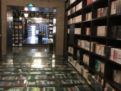 店内环境-钟书阁(松江泰晤士小镇店)