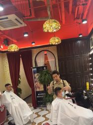-东方先生国潮男士理发馆