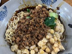 -丁丁猫重庆小面(徐州路店)