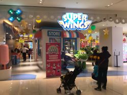 -乐多星球潮玩中心(沈阳嘉里城店)