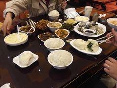 -白金汉爵大酒店-24小时餐厅