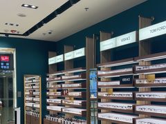 -LensCrafters亮视点(东方新天地店)