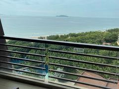 -三亚湾海居铂尔曼度假酒店