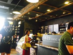-星巴克臻选(青岛麦凯乐分店)
