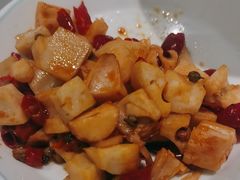 -姚姚酸菜鱼·金戈戈香港豉油鸡(喜荟城联名店)