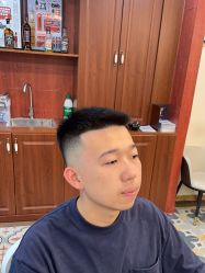 -韦恩先生Barbershop英式男士理发馆