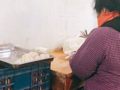 -胖子馄饨坊(天目大厦东南)