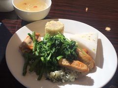 -上海怡沁园度假酒店