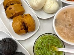 -李与白包子铺(桐梓林店)