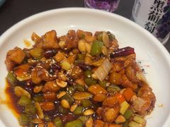 -川流不息·地道川菜·小龙虾(松东路店)