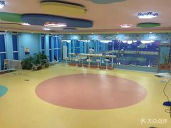 -津旗游泳俱乐部(俊景苑店)