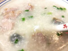 皮蛋瘦肉粥-荔银肠粉(广州天河华利路店)