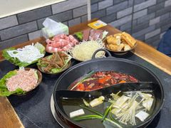 -重庆故事姊妹老火锅(财经学院店)