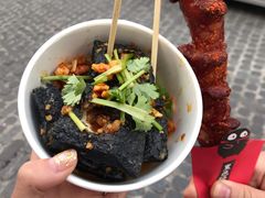 -黑色经典臭豆腐·湖南特产(步行街店)