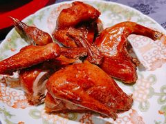 盐焗乳鸽-惠食佳·朱雀(东方商厦店)