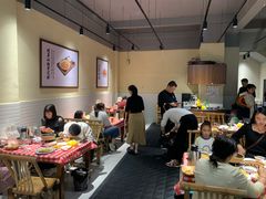 -罗霸蛮老岳阳大排档·鲜货烧烤·土吊子煨砂锅烧菜