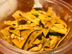 卤煮三角香干-清泉食杂店