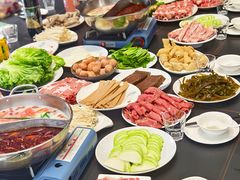 -悠然爱空间高尔夫温泉别墅轰趴馆(思念果岭店)
