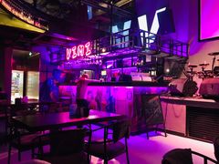 门面-vimi便利店酒吧