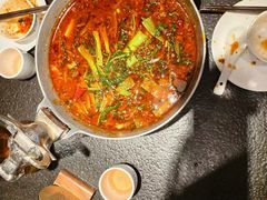 -万重锦·人文川菜馆(骡马市店)