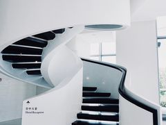 -瑰丽酒店·海吧·天际下午茶·现场DJ·天台酒吧