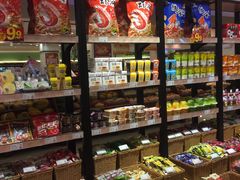 -来伊份LYFEN(中央路店)