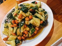 拍黄瓜-回·龙虾铺·盆盆蟹·烧烤大排档(回龙观店)