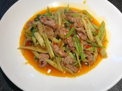 -万重锦·人文川菜馆(骡马市店)